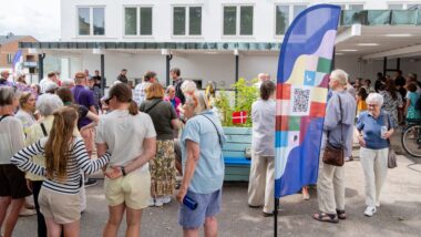 Det var med masser af forventning og højt humør, at borgerne fra Gentofte samledes til markeringen af det første spadestik på transformationen af Byens Hus